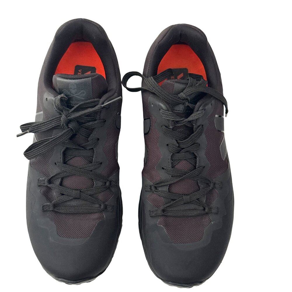 Veja sea Shepherd black sneakers size US 42